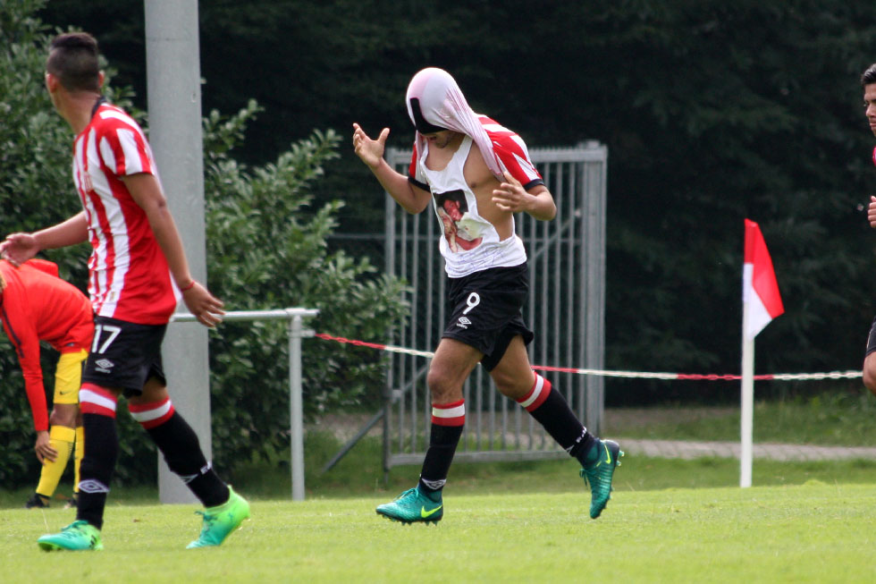 Paris Saint-Germain - Estudiantes de la Plata