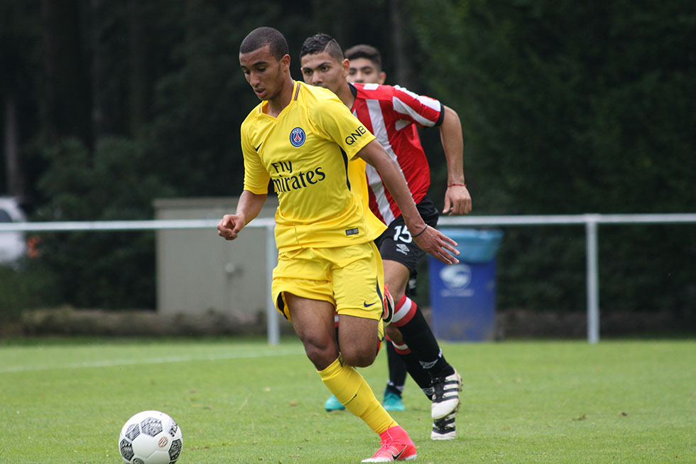 Paris Saint-Germain - Estudiantes de la Plata