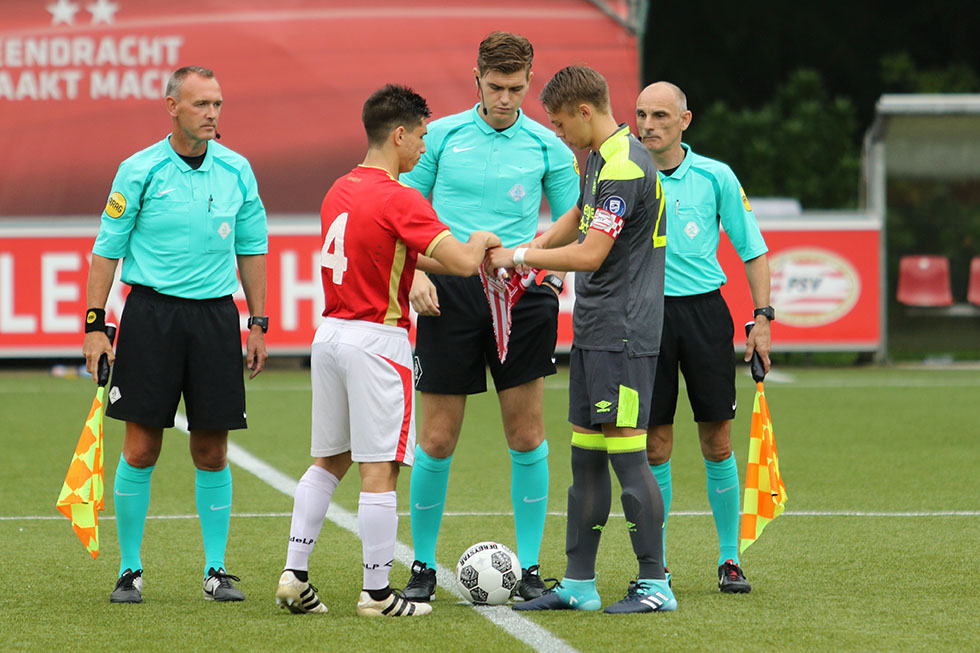 PSV - Estudiantes de la Plata