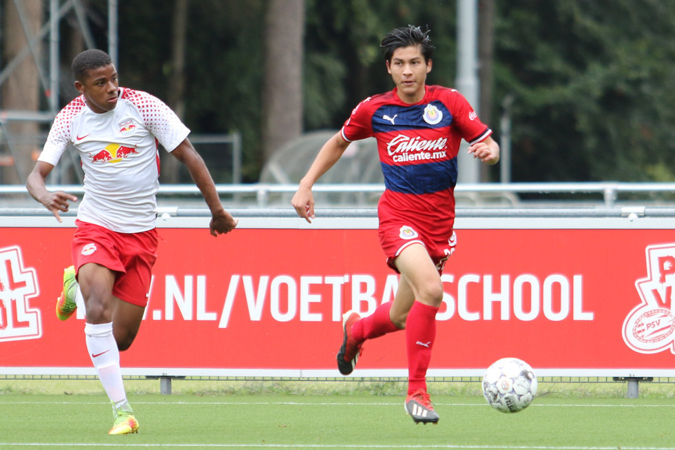 Red Bull Brasil - Chivas Guadalajara