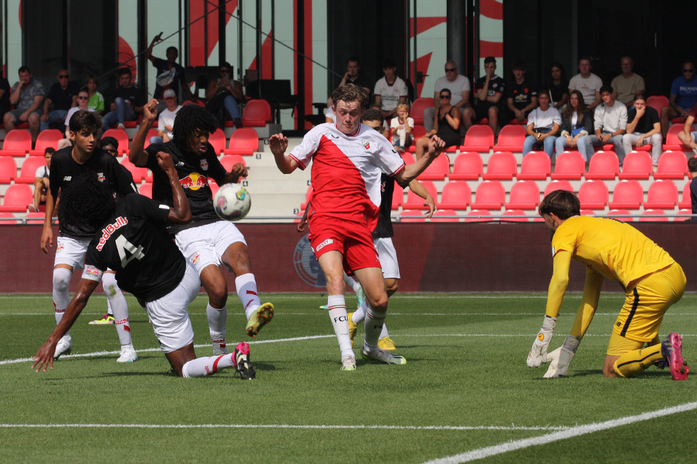 Red Bull Bragantino - FC Utrecht