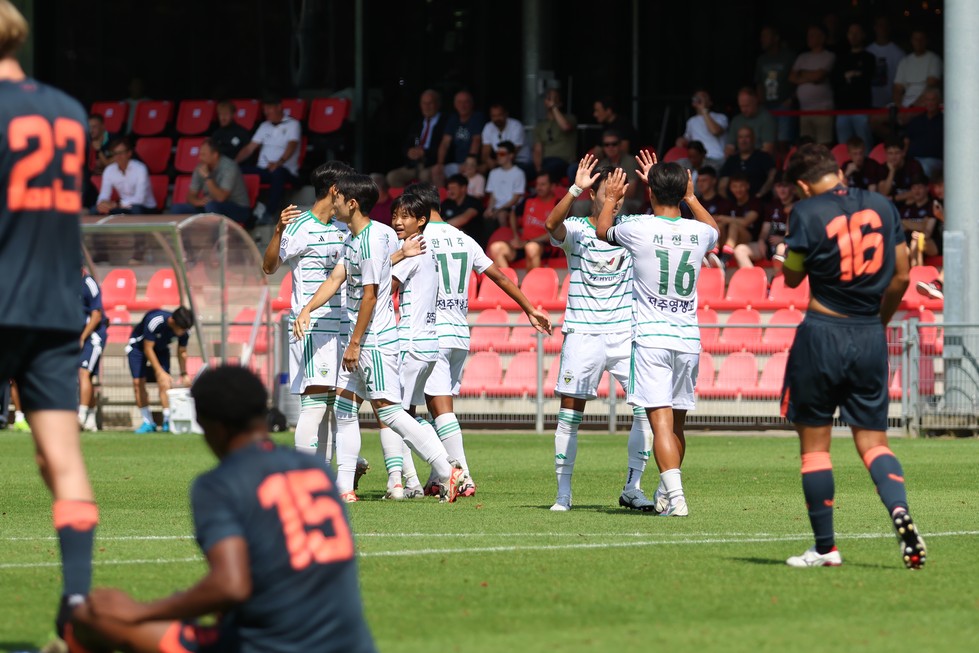 FC Utrecht - Jeonbuk Hyundai Motors FC