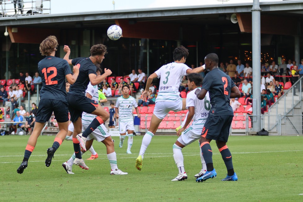 FC Utrecht - Jeonbuk Hyundai Motors FC