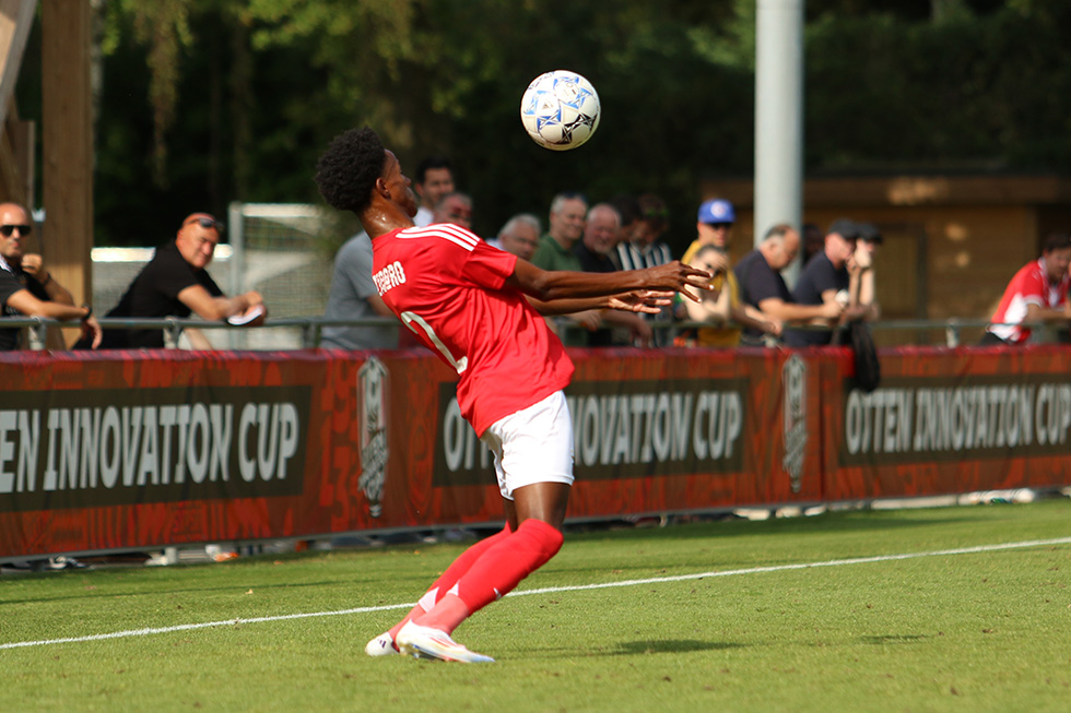 Benfica SL - Jeonbuk Hyundai Motors FC