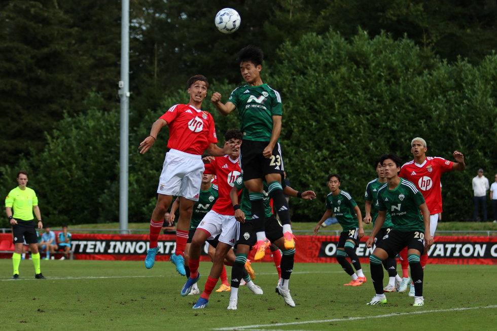 Benfica SL - Jeonbuk Hyundai Motors FC