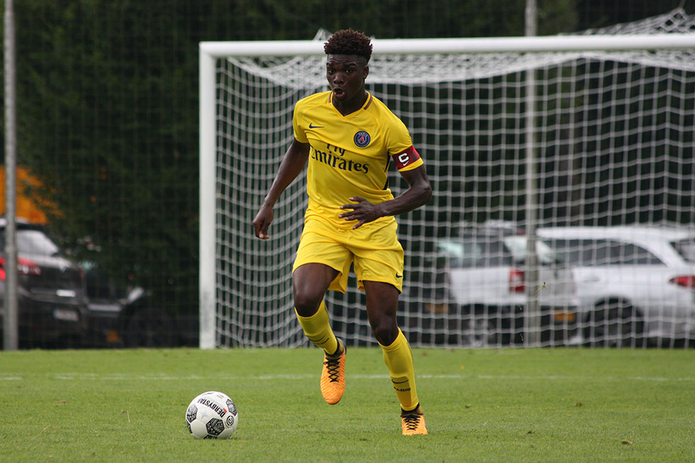 Paris Saint-Germain - Estudiantes de la Plata