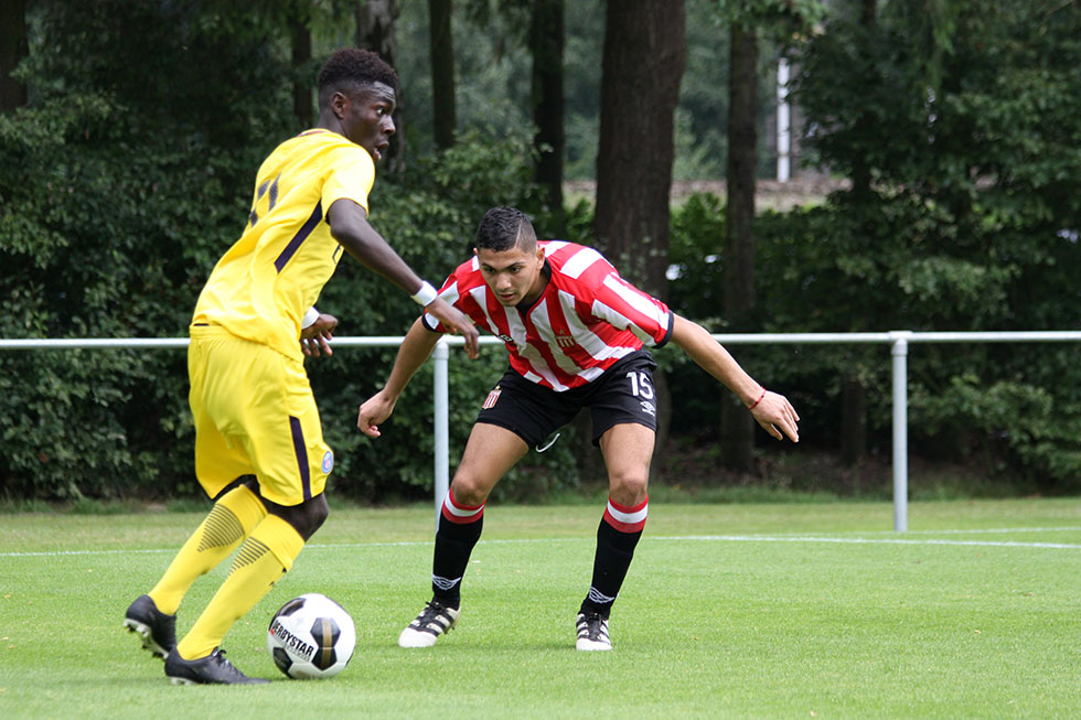 Paris Saint-Germain - Estudiantes de la Plata