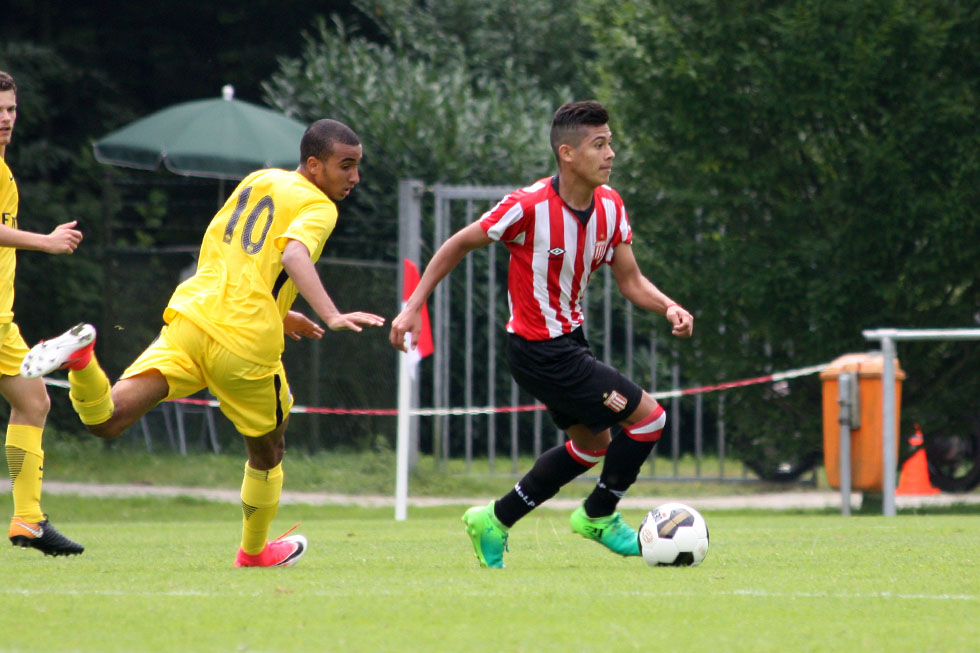 Paris Saint-Germain - Estudiantes de la Plata